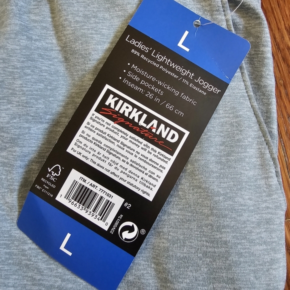 Kirkland Signature Ladies' Lightweight Jogger - Picture 2 of 2